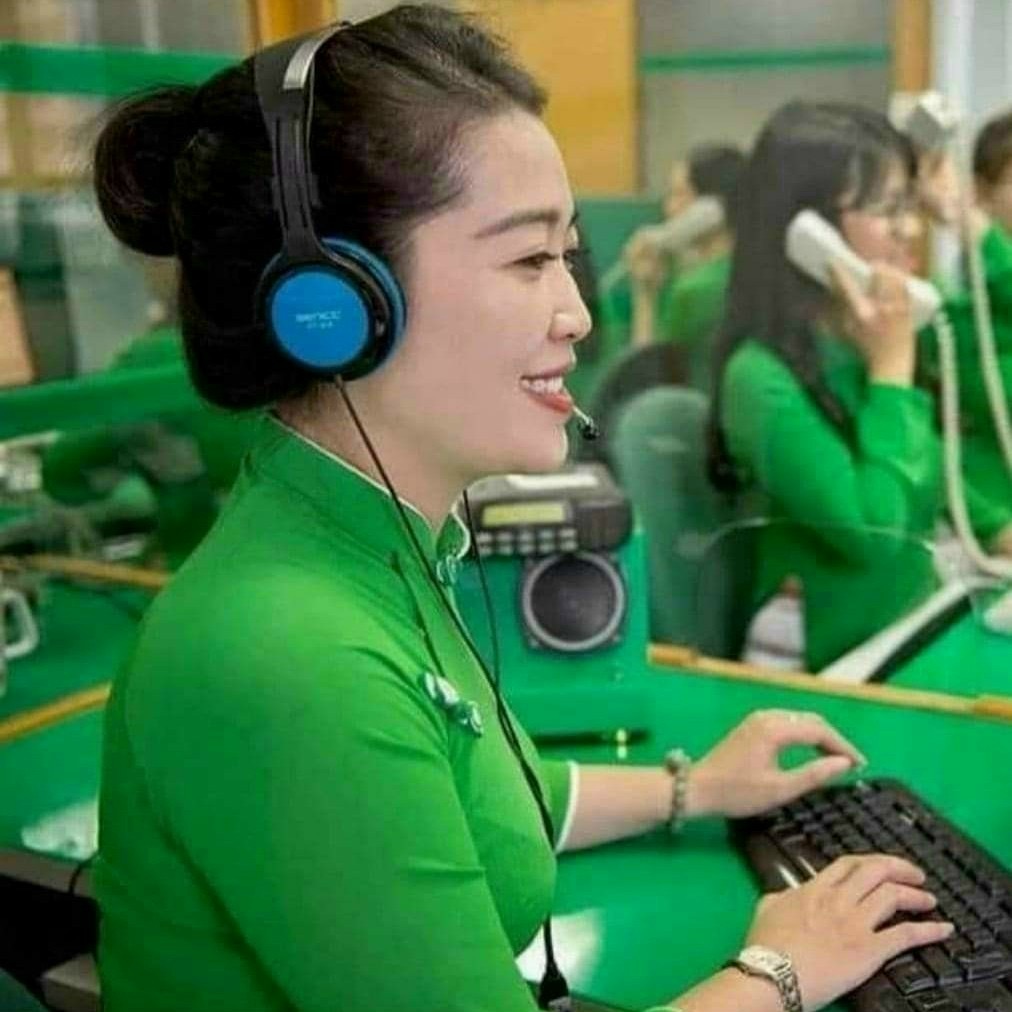 Cung Cấp Hỗ Trợ Khách Hàng 24/7